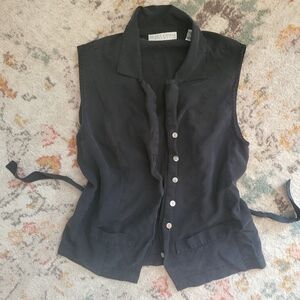 Black Button-Up Sleeveless Top